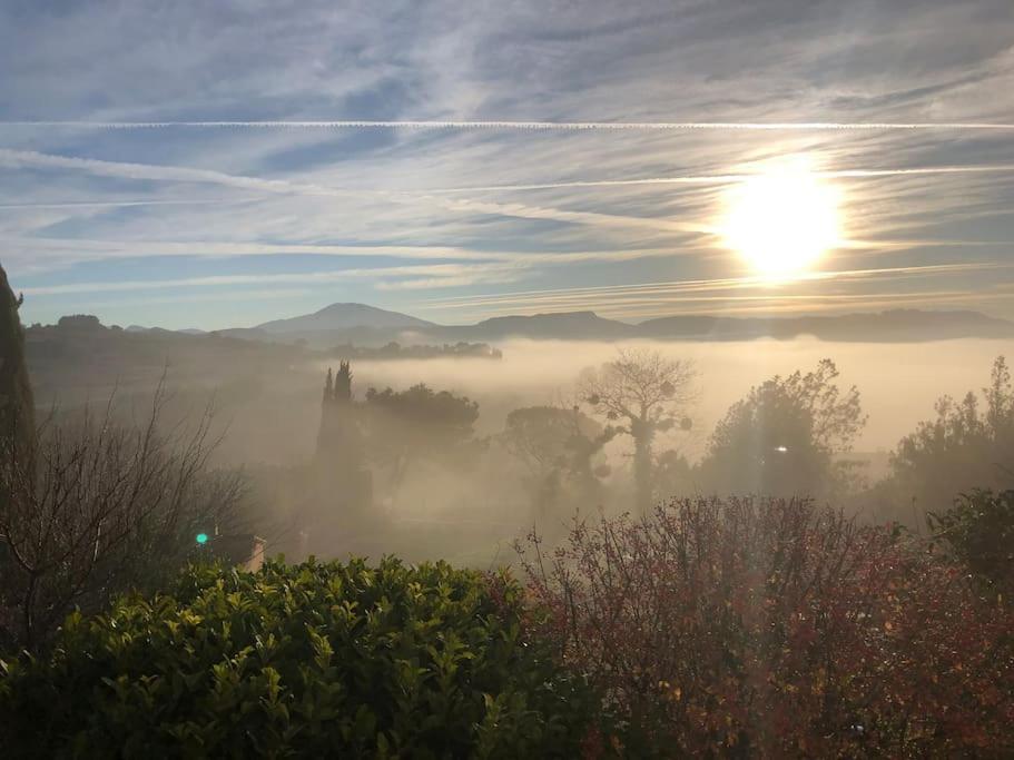 La Vue Sur Le Mont Ventoux, Appartement & Parking Cairanne Exterior foto